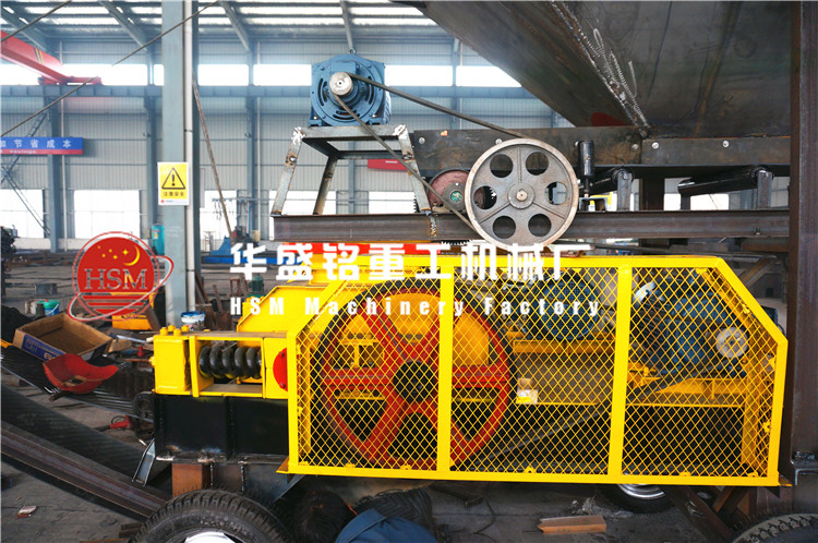 對輥破碎機發貨圖